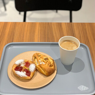 パンと焼き菓子のパパパパパーン！のカヌレ | 綾弥のスイーツな毎日』by 綾弥スイーツ : パンと焼き菓子のぱぱぱぱーん！  (パンと焼き菓子のPapapapa-n!)- 武蔵小杉/パン | 食べログ